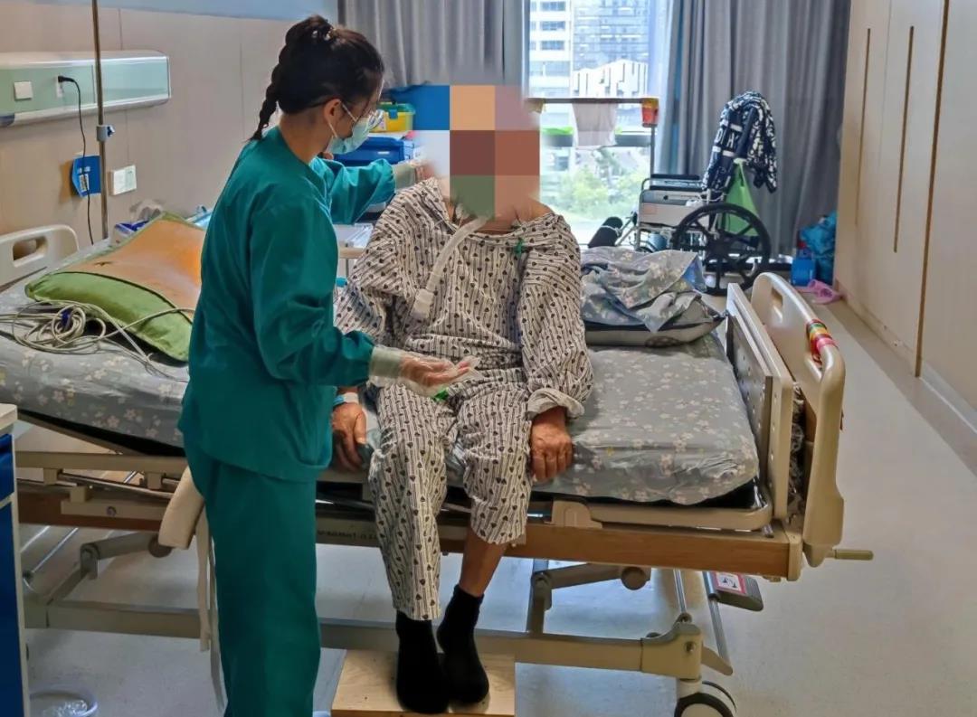 76岁昏迷大爷3.jpg